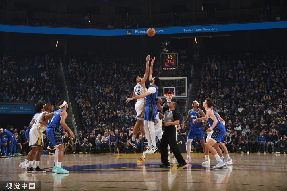 中国队通过 中国队通过